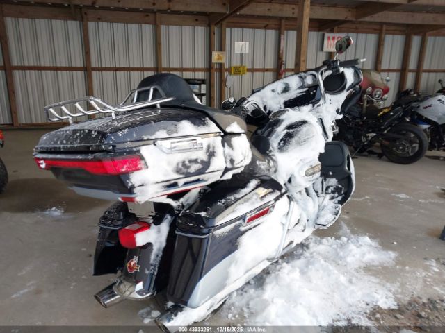 2019 HARLEY-DAVIDSON FLHTK 1HD1KEF16KB664790 Photo 3