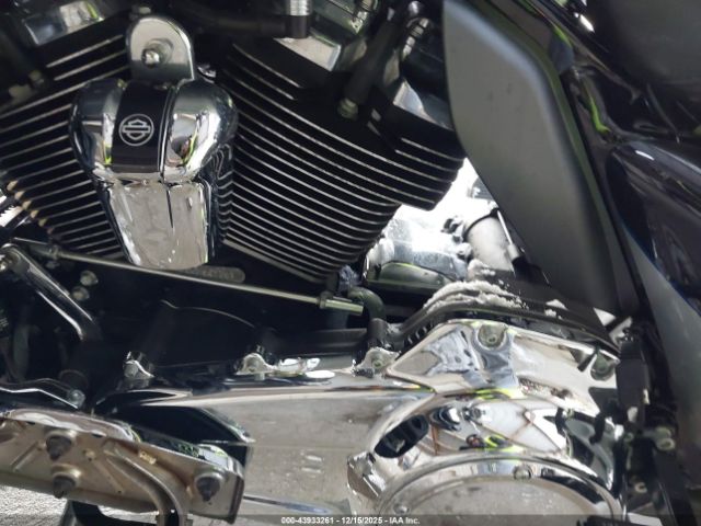 2019 HARLEY-DAVIDSON FLHTK 1HD1KEF16KB664790 Photo 8