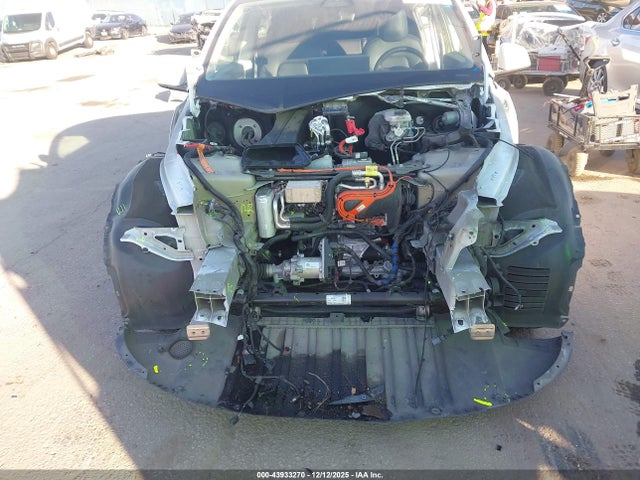 Продаж на аукціоні авто 2022 Tesla Model Y Long Range Dual Motor All-wheel Drive, vin: 7SAYGDEE8NF361918, номер лоту: 43933270