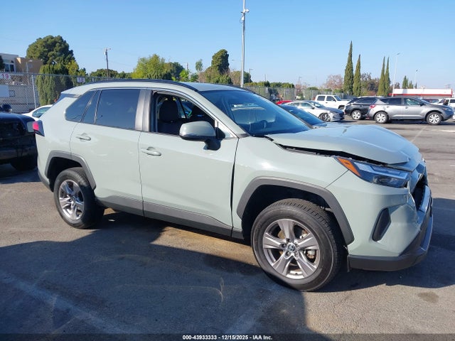 Toyota Rav4 Xle 2023 2T3W1RFVXPW277176 Image 13