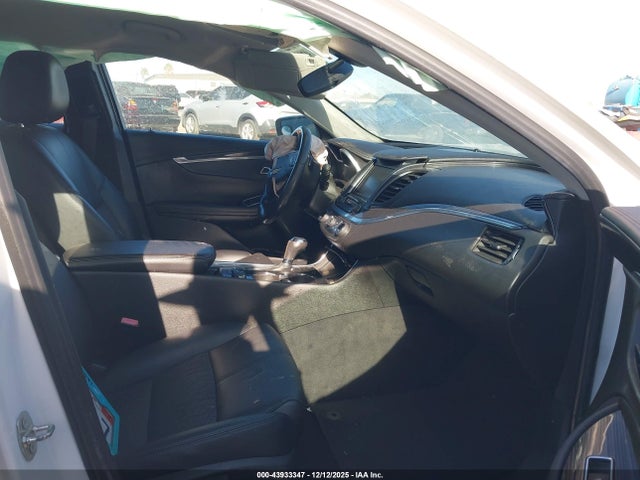 Chevrolet IMPALA 1LT 2018 2G1105S31J9134203 Image 5