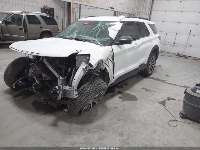 1FMUK8KH7SGA90590 Ford Explorer St-line