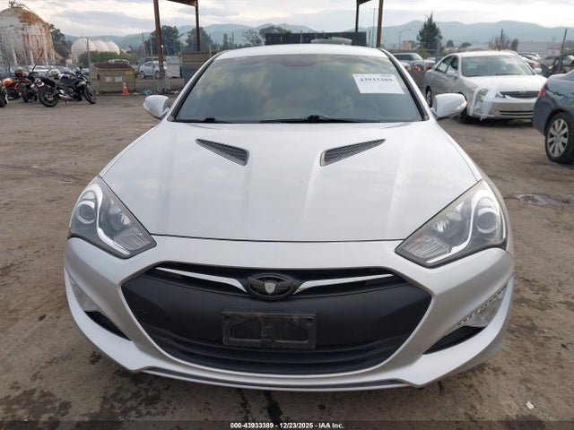 KMHHT6KJ5GU132740 Hyundai Genesis 3.8 Base