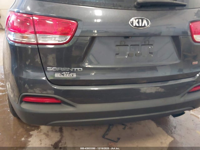2016 Kia Sorento 2.4l Lx მანქანა იყიდება აუქციონზე, vin: 5XYPGDA32GG112331, აუქციონის ნომერი: 43933390
