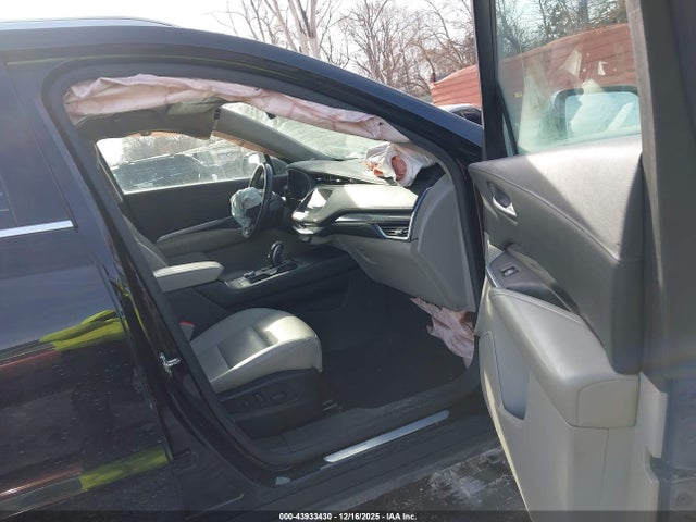 2019 CADILLAC XT4 1GYAZAR48KF133878 Photo 4