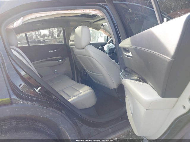2019 CADILLAC XT4 1GYAZAR48KF133878 Photo 7