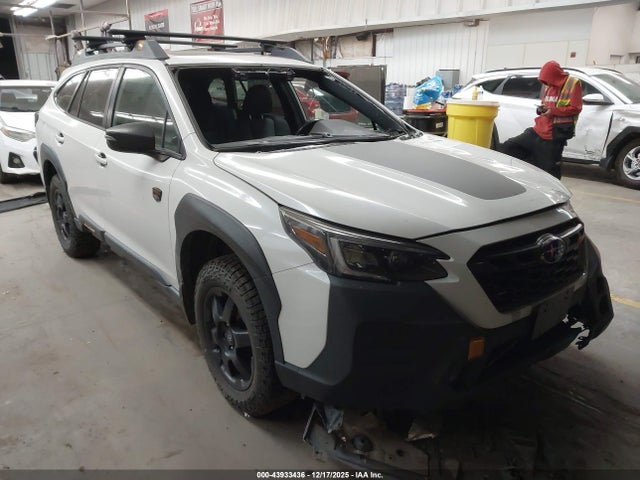 4S4BTGUD3N3213662 Subaru Outback Wilderness
