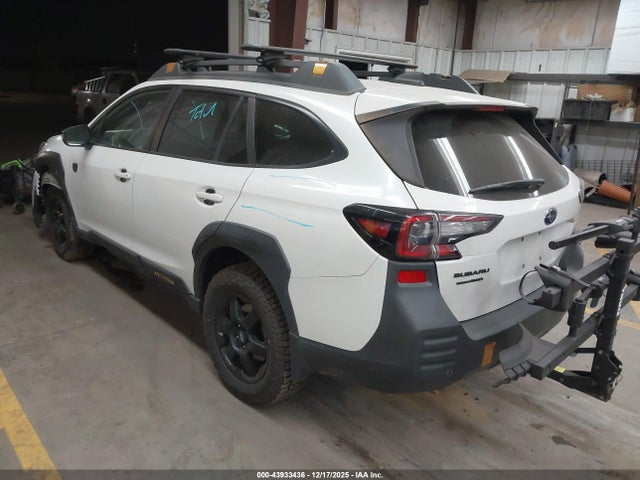 4S4BTGUD3N3213662 Subaru Outback Wilderness