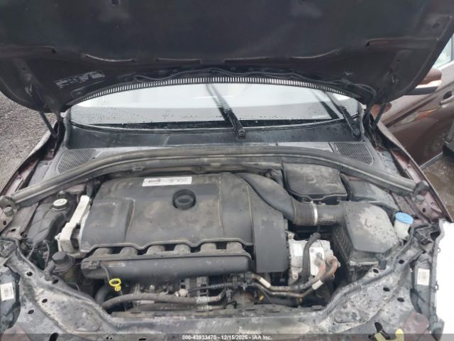 2015 VOLVO XC60 YV4902RCXF2599175 Photo 9