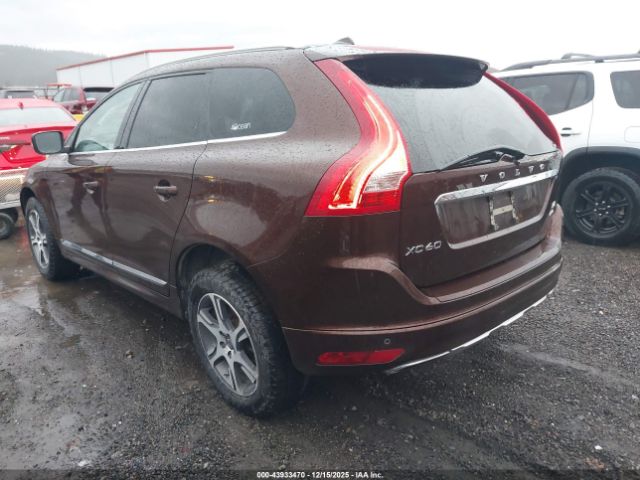2015 VOLVO XC60 YV4902RCXF2599175 Photo 2