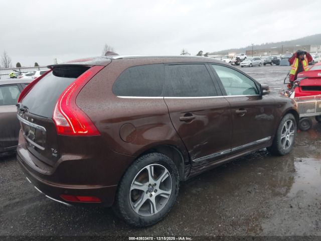 2015 VOLVO XC60 YV4902RCXF2599175 Photo 3