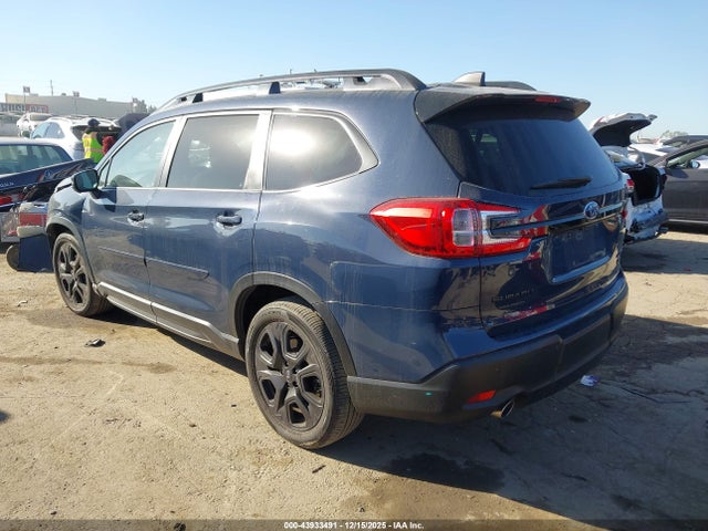 4S4WMAKD3P3438732 Subaru Ascent Onyx Edition Limited 7-passenger