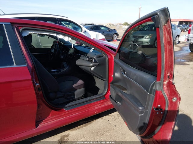 4T1C11AK2MU590762 Toyota CAMRY LE