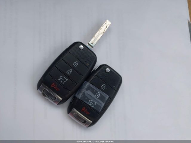 2015 KIA SOUL KNDJN2A23F7775863 Photo 10