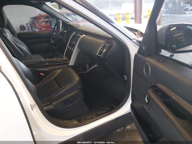 SALRT2RV9JA077091 Land Rover Discovery Hse Luxury
