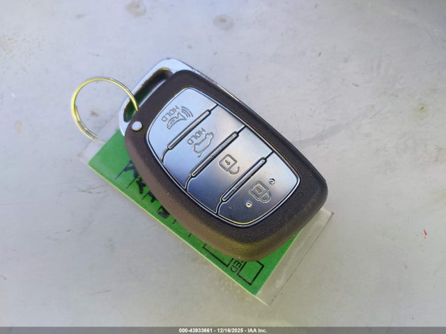 KM8J33A24HU312030 Hyundai Tucson Limited