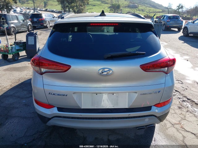 KM8J33A24HU312030 Hyundai Tucson Limited