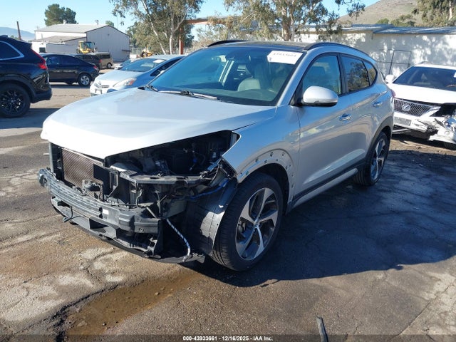 KM8J33A24HU312030 Hyundai Tucson Limited