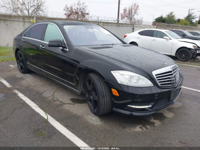 2013 MERCEDES-BENZ S 550 WDDNG7DB1DA514418
