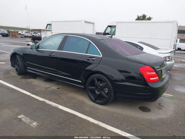 2013 MERCEDES-BENZ S 550 WDDNG7DB1DA514418 Photo 2