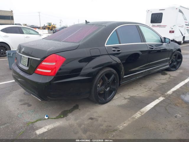 2013 MERCEDES-BENZ S 550 WDDNG7DB1DA514418 Photo 3