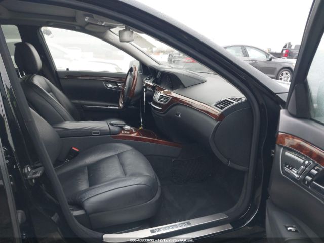 2013 MERCEDES-BENZ S 550 WDDNG7DB1DA514418 Photo 4