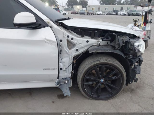 2018 BMW X5 5UXKR6C57JL069565 Photo 5