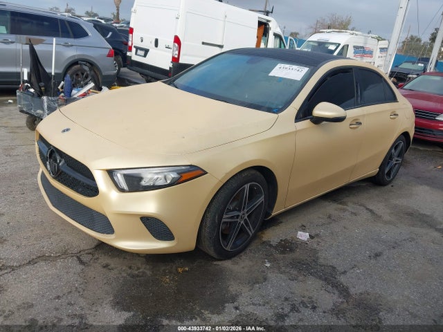 2022 MERCEDES-BENZ A 220 W1K3G4EB3NJ352362 Photo 1