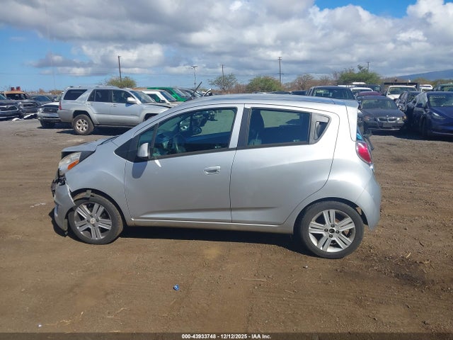 Chevrolet Spark 1lt Auto 2014 KL8CD6S98EC542686 Image 14