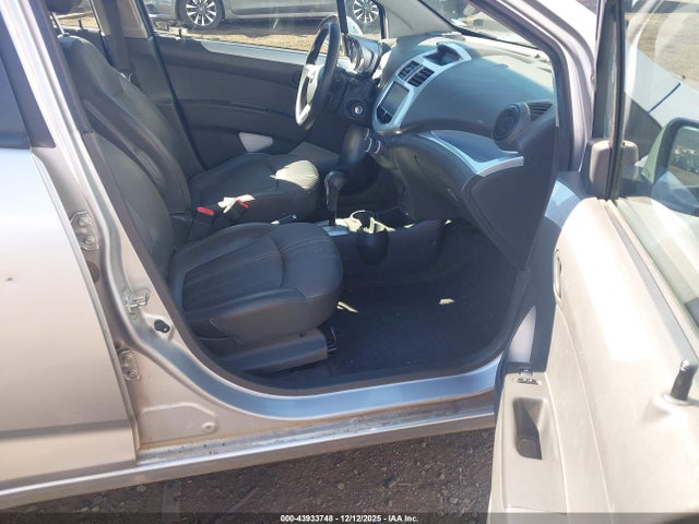Chevrolet Spark 1lt Auto 2014 KL8CD6S98EC542686 Image 5