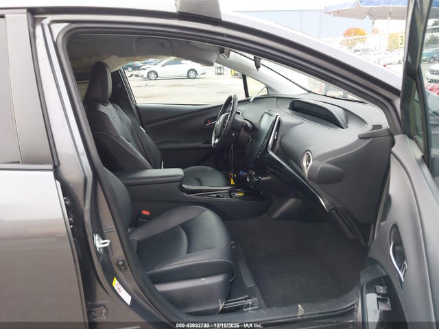 JTDKAMFP9M3170783 Toyota Prius Prime Xle