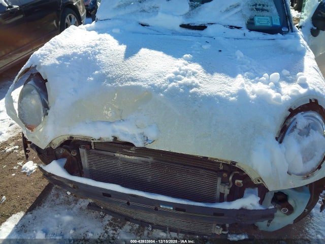 2011 MINI COOPER CLUBMAN WMWZF3C5XBTX81929 Photo 9