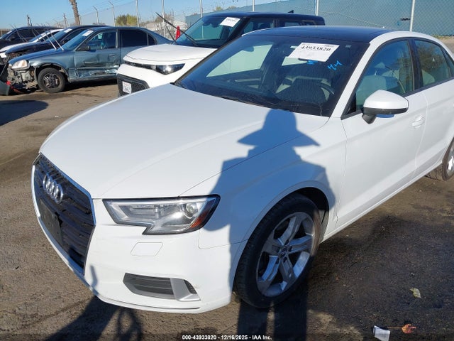 WAUAUHFF7J1055931 Audi A3 2.0t Premium/2.0t Tech Premium