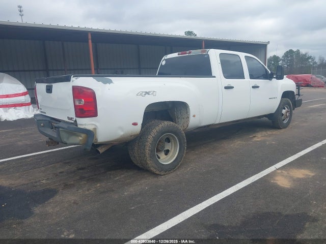 2009 CHEVROLET SILVERADO 3500HD 1GCJK73K19F120775 Photo 3
