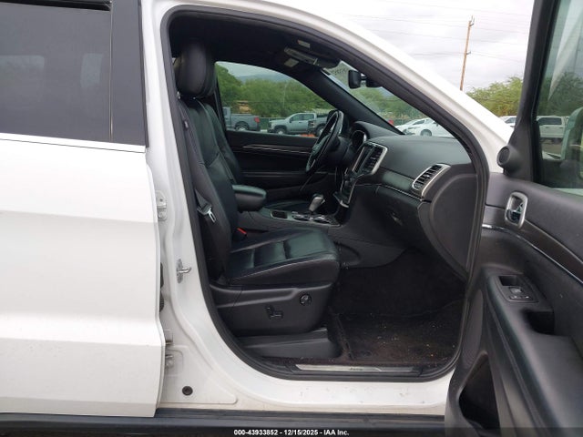 1C4RJEBG4JC513747 Jeep Grand Cherokee Limited 4x2
