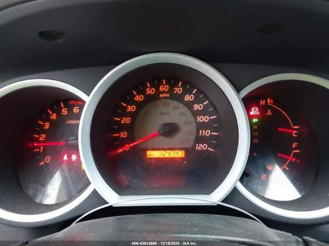 2010 Toyota Tacoma Base V6 მანქანა იყიდება აუქციონზე, vin: 3TMLU4EN7AM049806, აუქციონის ნომერი: 43933868