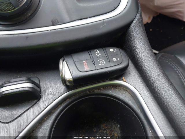 2017 CHRYSLER 200 1C3CCCAB0HN502824 Photo 10