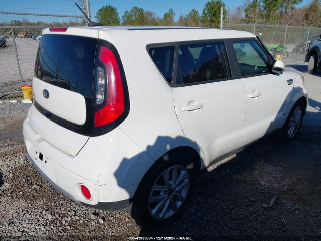 KIA SOUL + 2018 KNDJP3A51J7904007 Image 4