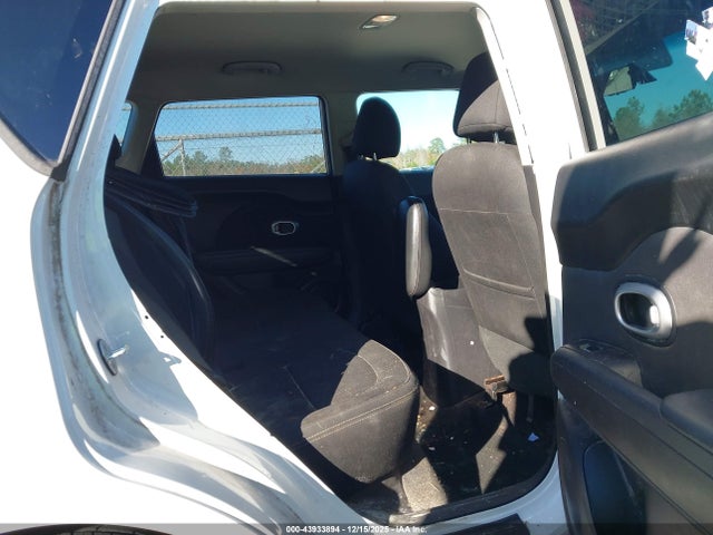 KIA SOUL + 2018 KNDJP3A51J7904007 Image 8