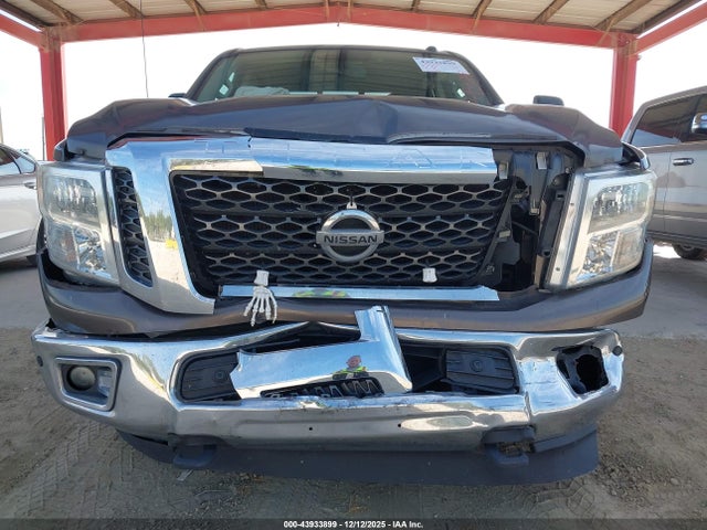2017 NISSAN TITAN XD 1N6AA1F22HN510801 Photo 5