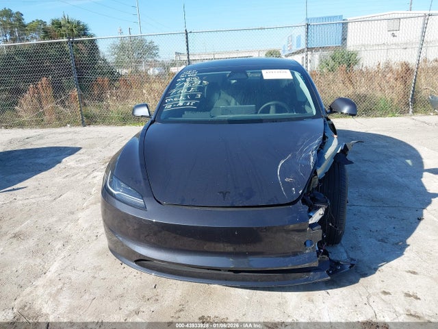 43933928 :رقم المزاد ، 5YJ3E1EAXTF116379 vin ، 2026 Tesla Model 3 Premium Rear-wheel Drive مزاد بيع