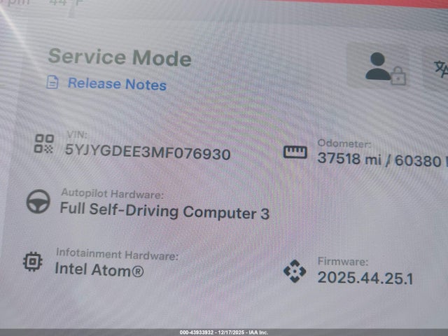 2021 TESLA MODEL Y 5YJYGDEE3MF076930 Photo 6