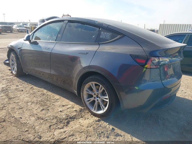 2022 TESLA MODEL Y 7SAYGDEE7NF371338 Photo 2