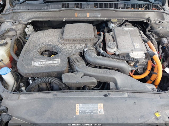 3FA6P0LU8KR274690 Ford Fusion Hybrid Se