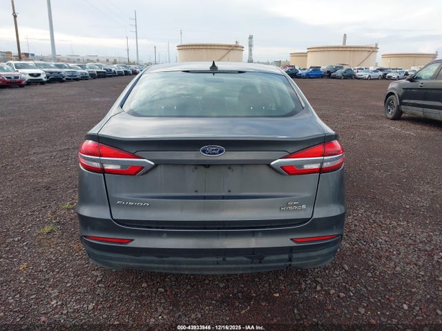3FA6P0LU8KR274690 Ford Fusion Hybrid Se