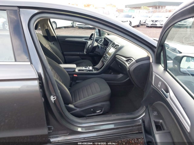 3FA6P0LU8KR274690 Ford Fusion Hybrid Se