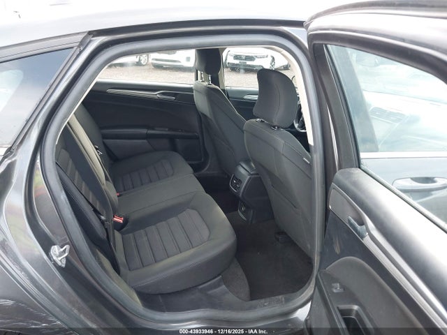 3FA6P0LU8KR274690 Ford Fusion Hybrid Se