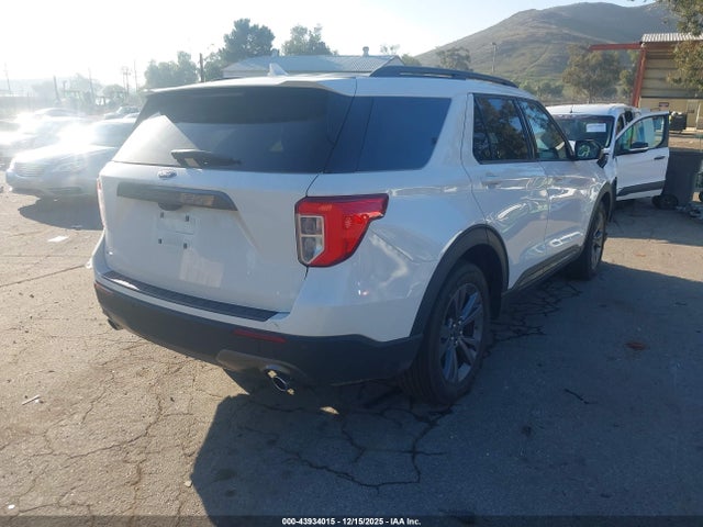Ford EXPLORER XLT 2023 1FMSK7DH7PGC25427 Image 4
