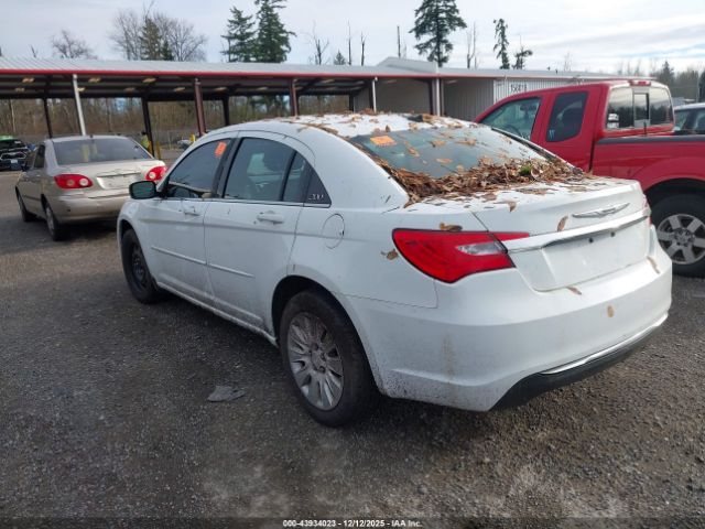 2011 CHRYSLER 200 1C3BC4FB3BN563957 Photo 2