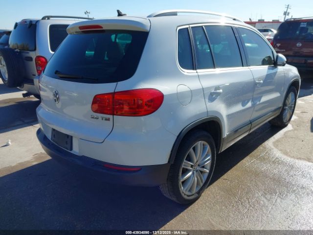2014 VOLKSWAGEN TIGUAN WVGAV3AX2EW557592 Photo 3